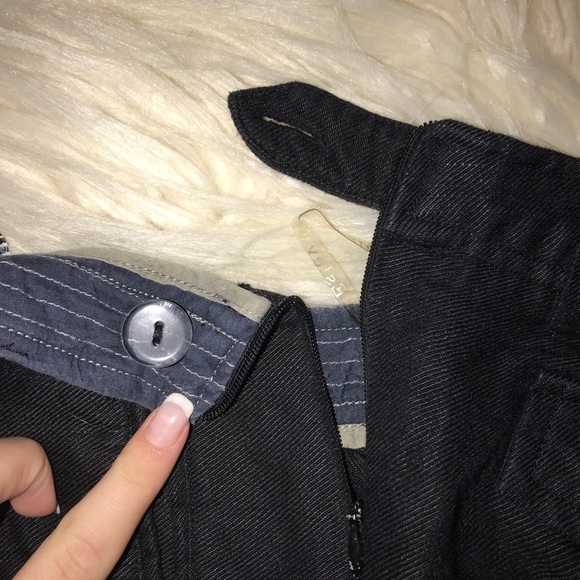 Esley Black Shorts - Picture 4 of 6